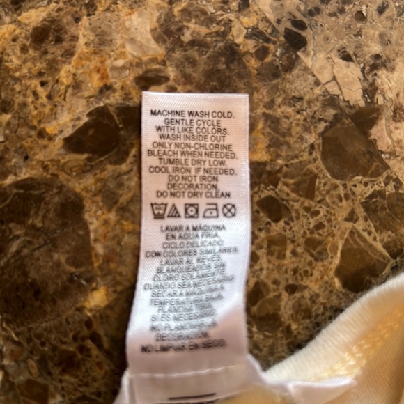 NWOT Guess Baby long sleeved tshirts - Picture 6 of 6